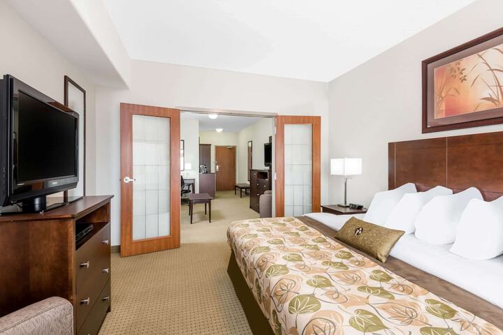 Room 13 of 29