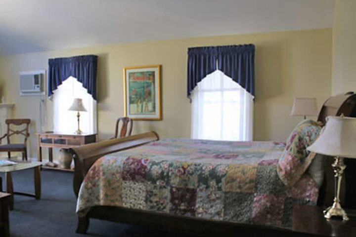 Room 5 of 46