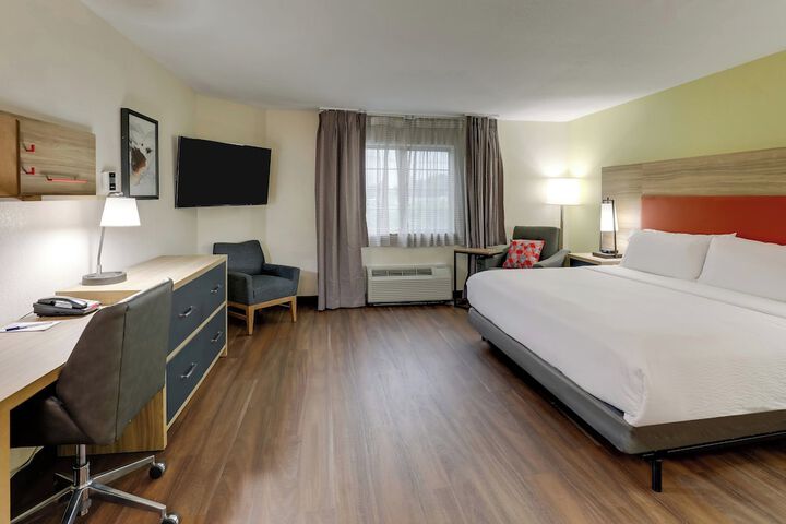 Room 32 of 58