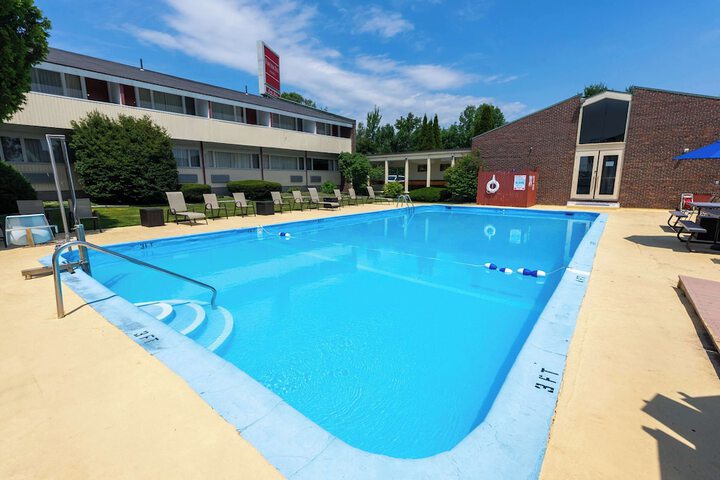 Pool 7 of 86