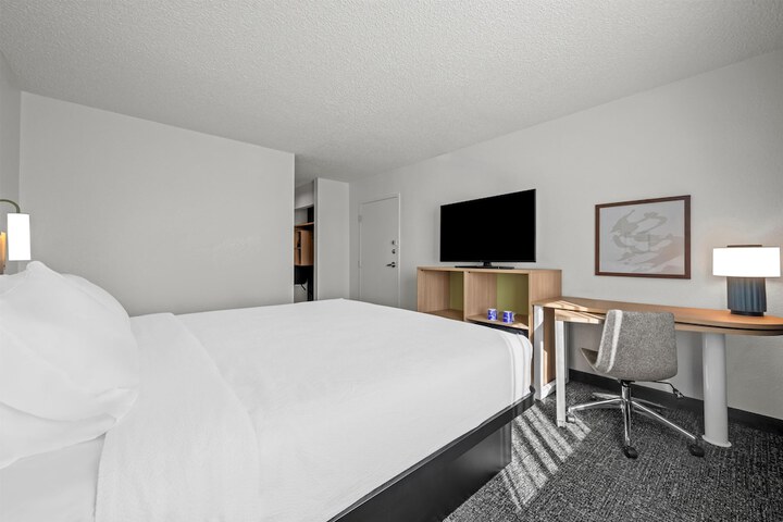 Spark by Hilton Cleveland Beachwood