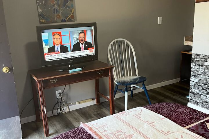 Room 9 of 17
