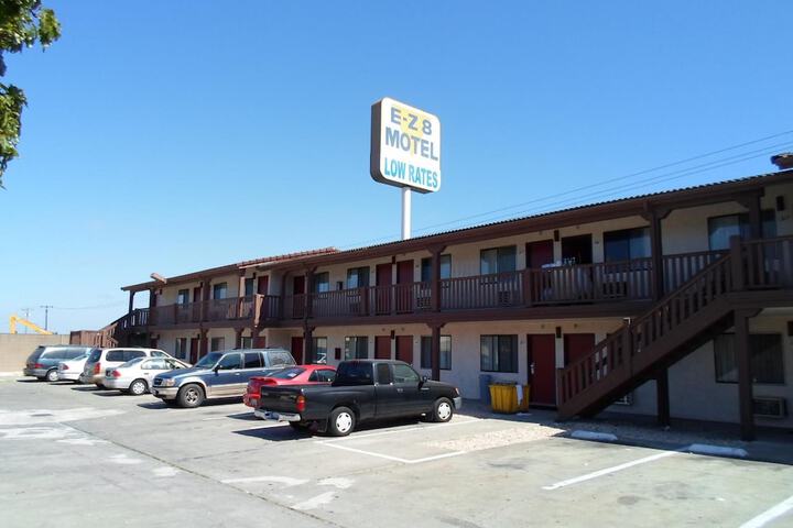 Hotel 7 of 37