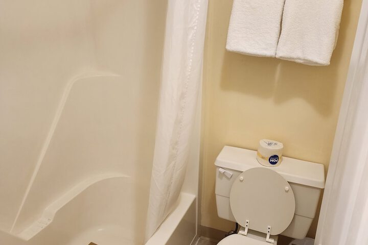 Room 14 of 20