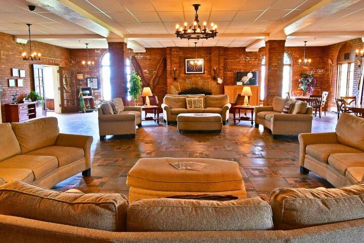 Potawatomi Inn & Cabins