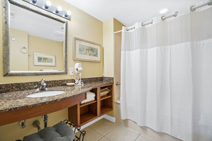 Room 756 of 954