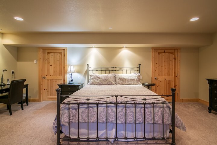 Pineview Lodge