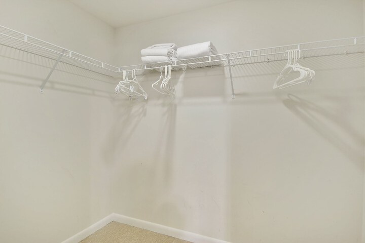 Room 30 of 44