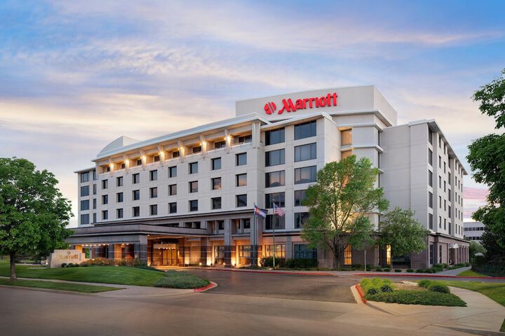 Hotel 2 of 33
