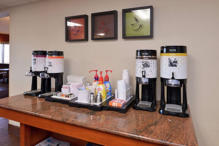 Breakfast/Coffee Service 40 of 49