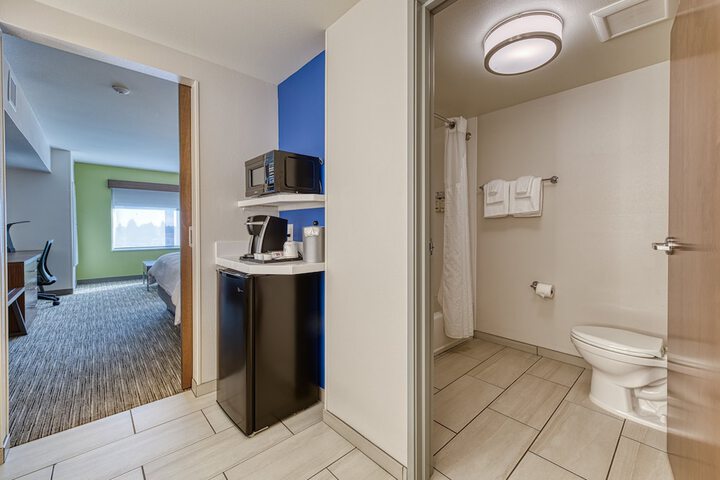 Room 30 of 58