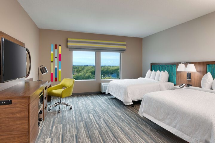 Room 16 of 48