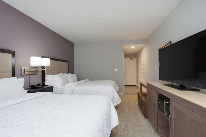 Room 22 of 40