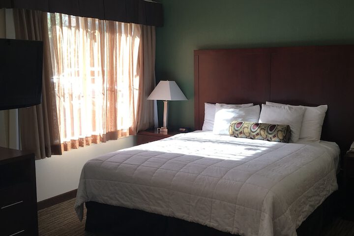 Room 16 of 42