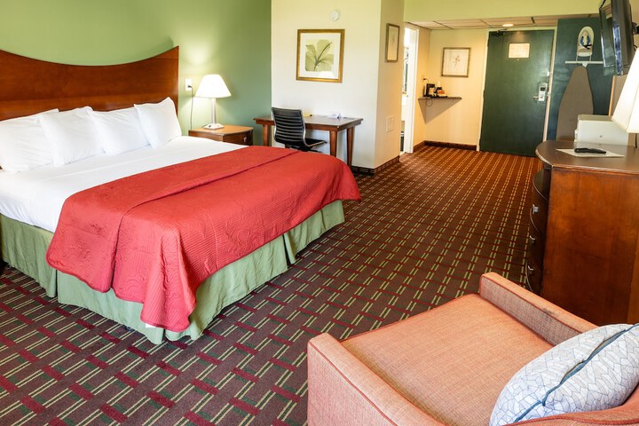 Room 17 of 41