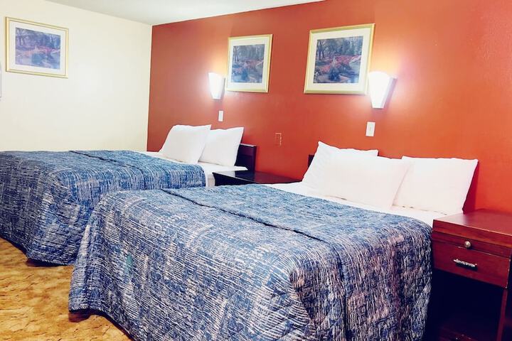 Room 10 of 19