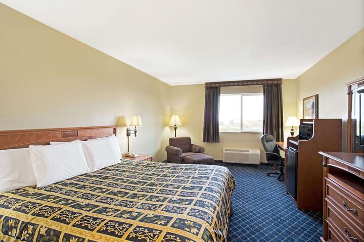 Room 20 of 24