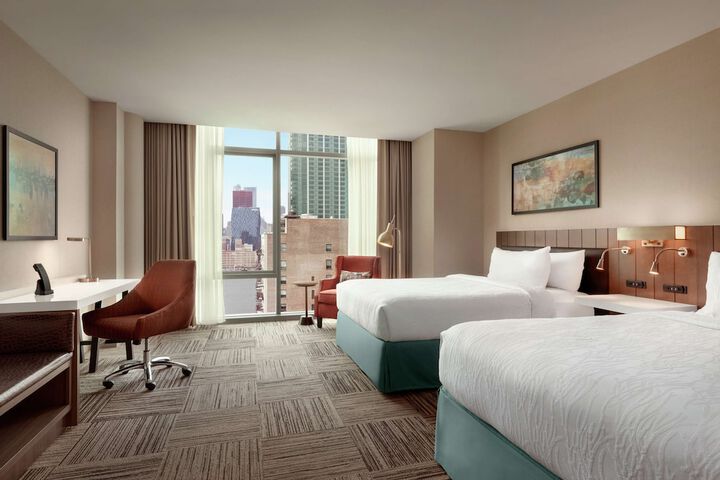 Room 12 of 25