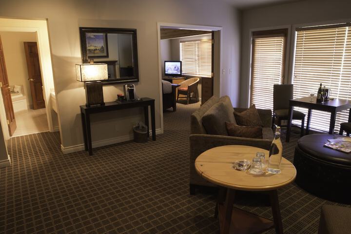 Room 12 of 37