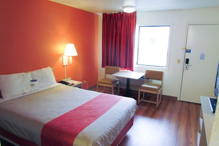 Room 20 of 34