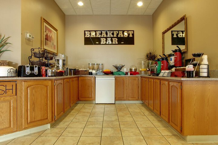 Breakfast/Coffee Service 42 of 45