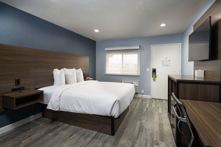 Days Inn by Wyndham Arroyo Grande / Pismo Beach