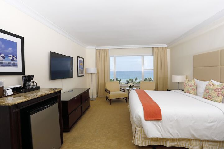Sea View Hotel Bal Harbour, on the Ocean