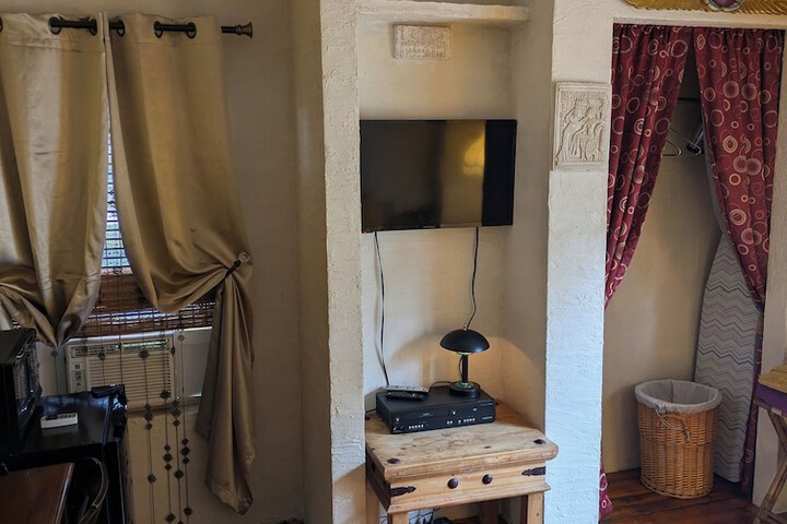 The Old Parsonage B & B