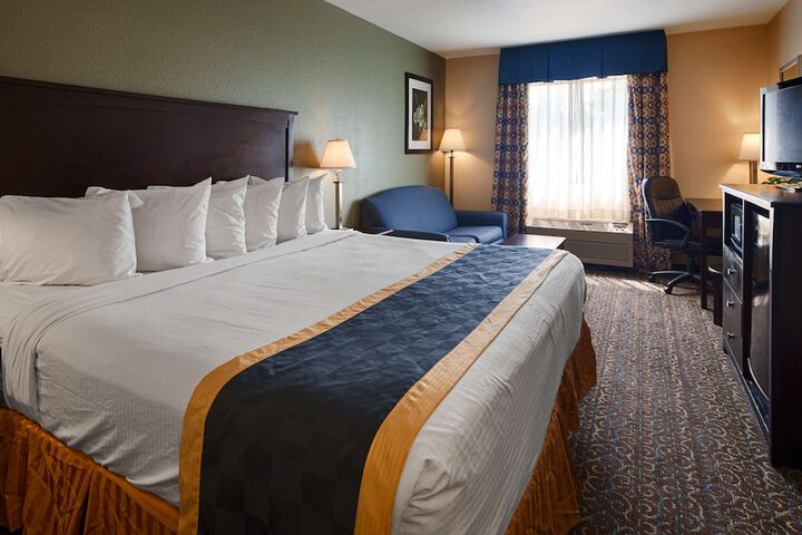 Best Western Mansfield / Bellville