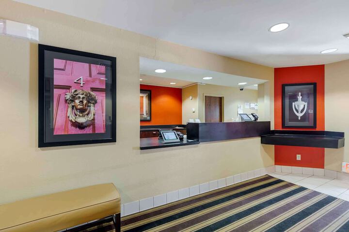 Hotel Interior 10 of 30