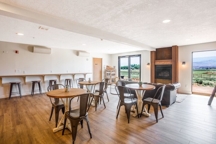 Red Sands Hotel