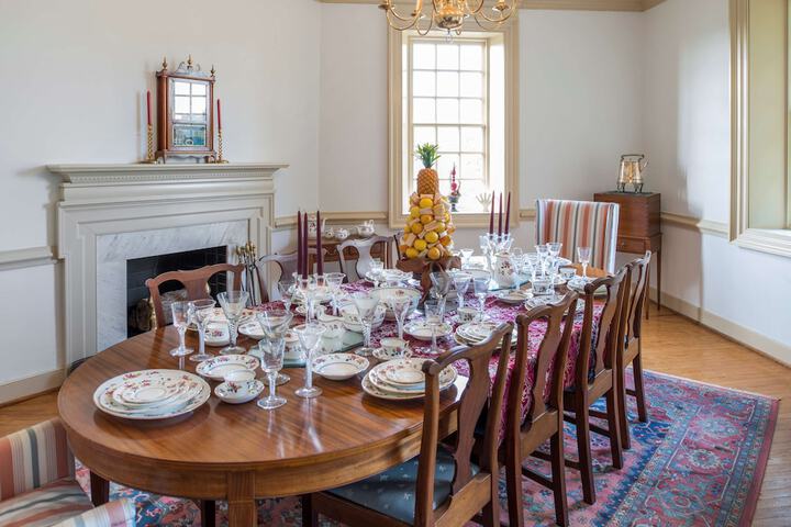 Dining 68 of 88