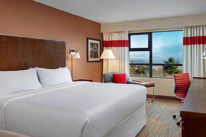 Grand Park Hotel Vancouver Airport an Ascend Collection Hotel