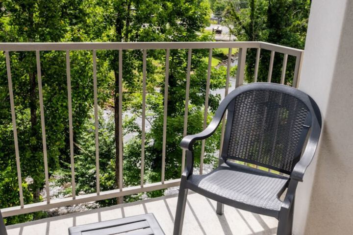 Twin Mountain Inn & Suites