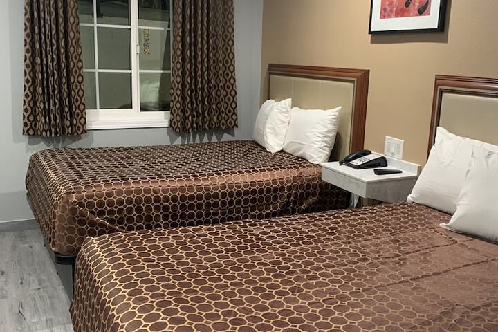 Room 29 of 43
