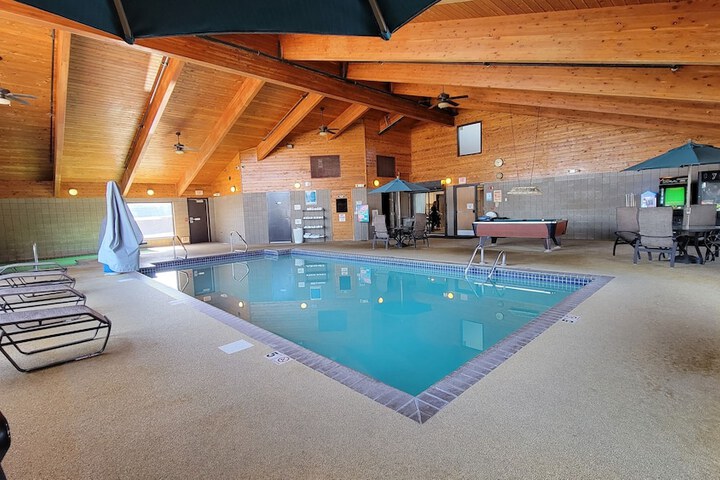 Pool 6 of 63