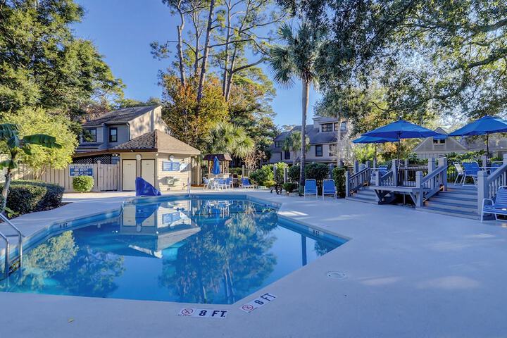 Pool 11 of 121