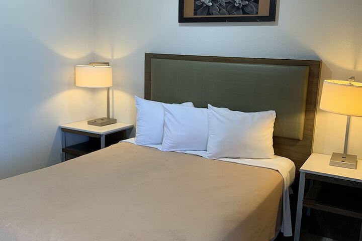 Room 19 of 31