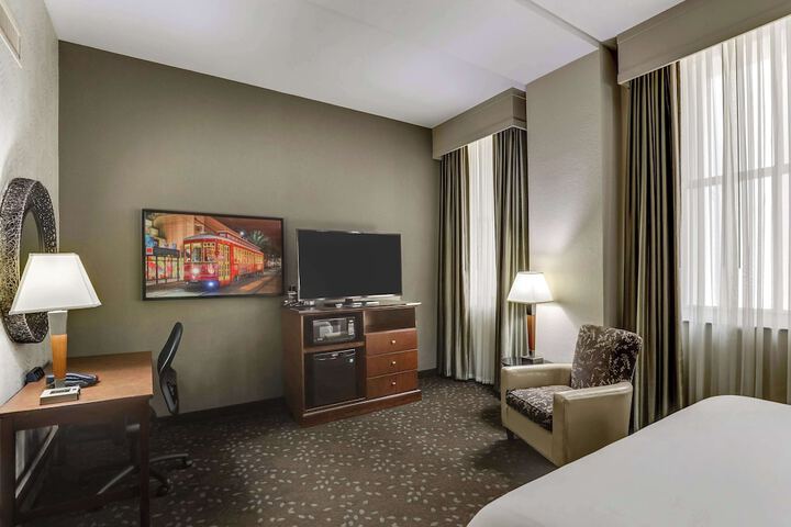 Room 12 of 60