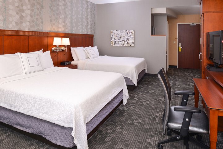 Courtyard by Marriott Pittsburgh Monroeville