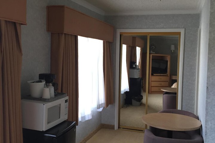 Room 51 of 56