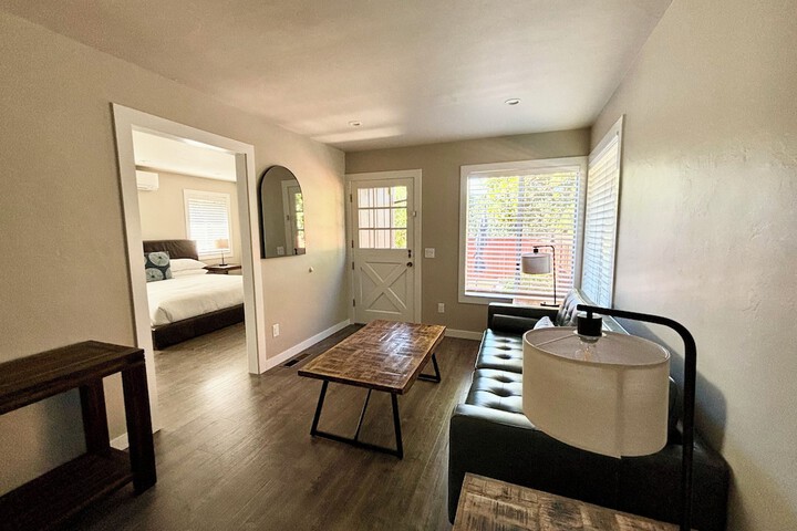 Room 38 of 62