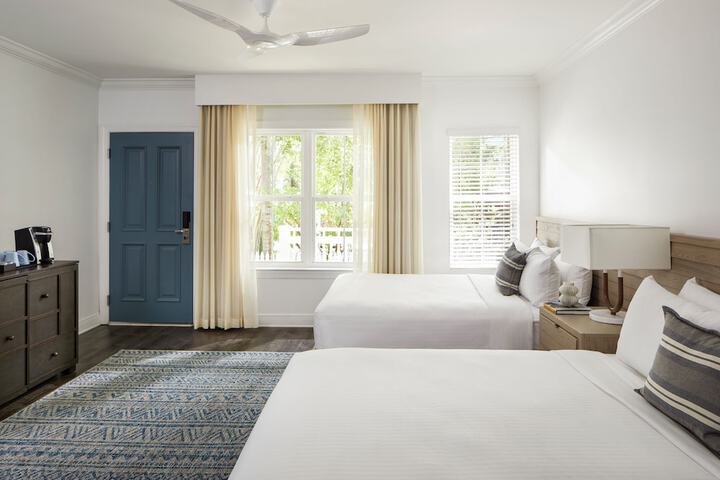Room 46 of 108
