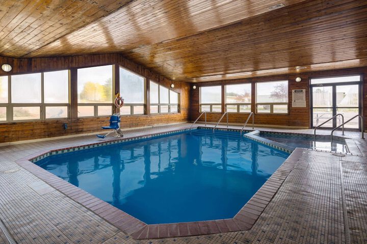 Pool 7 of 40