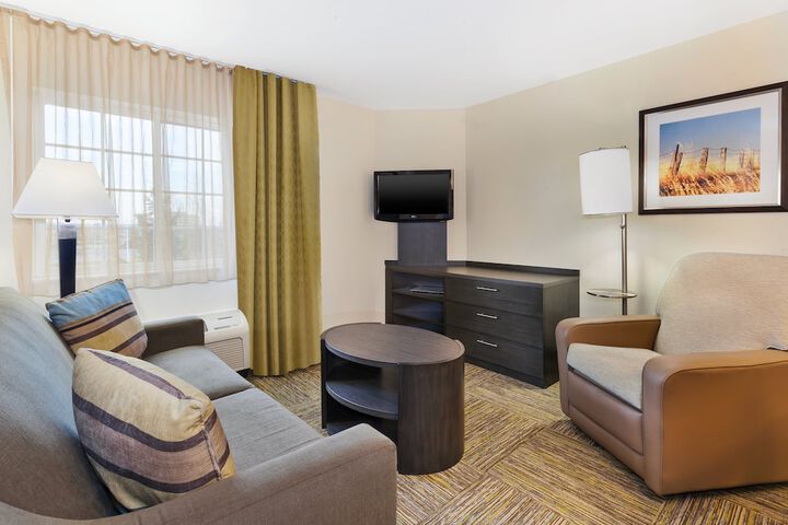 Room 25 of 27