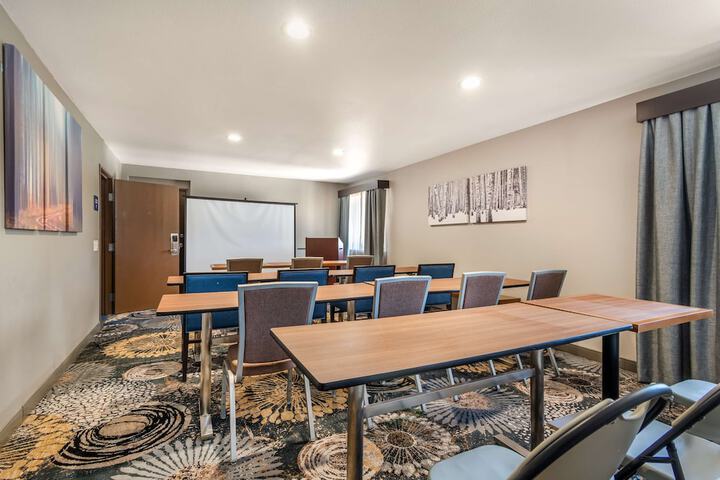 Best Western Atlanta-Marietta Ballpark Hotel
