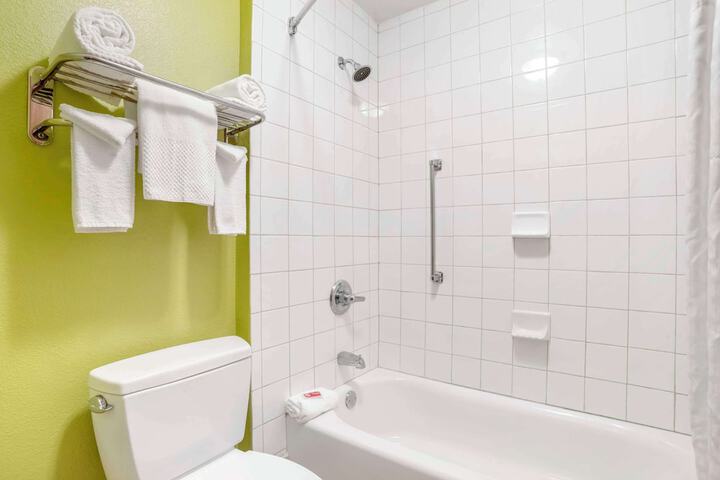 Econo Lodge Moss Point - Pascagoula