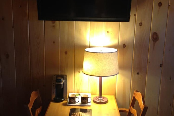 Room 13 of 43