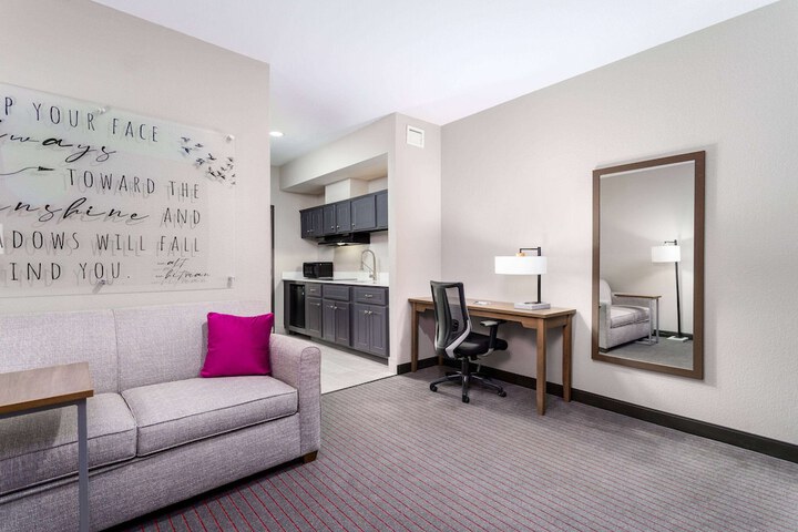 Room 44 of 58