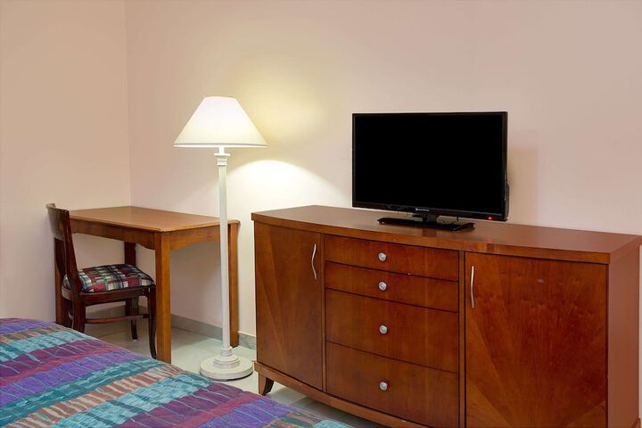 Knights Inn Hallandale